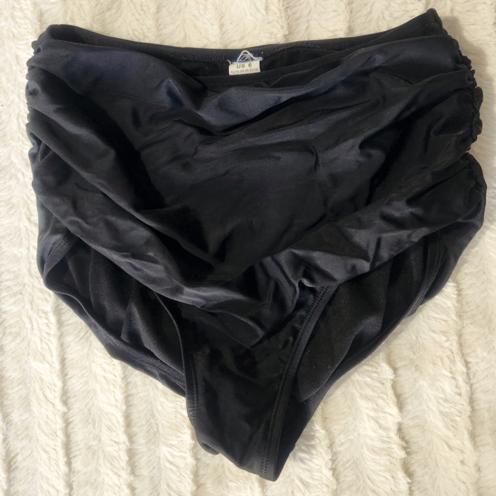 Black Bikini Bottoms, Ruching on Sides, Size 6